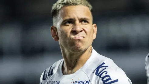 Foto: Abner Dourado/AGIF – Contrato de Soteldo com o Santos está no fim