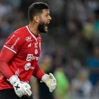 Após cirurgia, goleiro do Paysandu Thiago Coelho, volta a treinar com a equipe