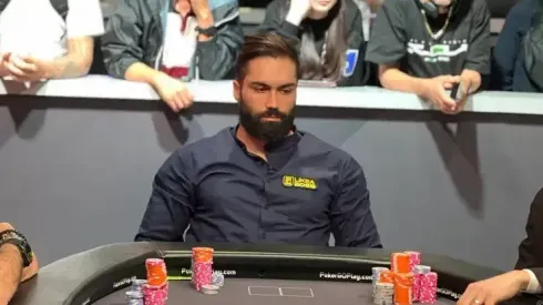 Tauan Naves levou a bandeira brasileira para uma final do mundial de poker (Foto: Reprodução/SuperPoker)