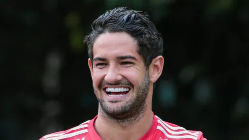 Foto: Marcello Zambrana/AGIF - Pato está perto de entrar em campo