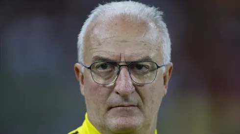 RIO DE JANEIRO, BRAZIL - OCTOBER 25: Dorival Junior coach of Flamengo looks on during a match between Flamengo and Santos as part of Brasileirao 2022 at Maracana Stadium on October 25, 2022 in Rio de Janeiro, Brazil. (Photo by Wagner Meier/Getty Images)