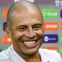 \'Vou sim. Tratei com o Pepa\'; Alex confirma \'estágio\' no Cruzeiro