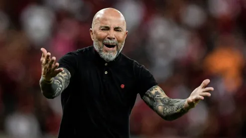 RJ – RIO DE JANEIRO – 21/05/2023 – BRASILEIRO A 2023, FLAMENGO X CORINTHIANS – Jorge Sampaoli tecnico do Flamengo durante partida contra o Corinthians no estadio Maracana pelo campeonato BRASILEIRO A 2023.