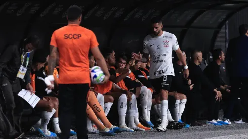 Foto: Ettore Chiereguini/AGIF - Renato saiu lesionado no primeiro tempo