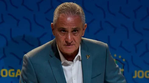 RJ - Rio de Janeiro - 07/11/2022 - CONVOCACAO SELECAO BRASILEIRA - Tite tecnico da Selecao Brasileira anuncia a lista com os 26 nomes convocados para disputar a Copa do Mundo de 2022 no Catar, nesta segunda feira (07), no auditorio da sede da CBF, na zona oeste do Rio de Janeiro. Foto: Thiago Ribeiro/AGIF