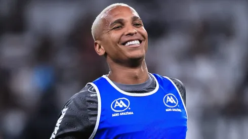 Foto: Ettore Chiereguini/AGIF – Deyverson fez história no Palmeiras, mas parece ainda ter paixão ativa pelo Vasco