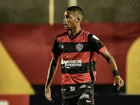 Presidente do Vitória critica rescisão de contrato de Pedrinho pelo Athletico-PR sem notificação