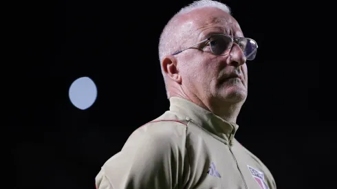 Foto: Ettore Chiereguini/AGIF – Dorival Júnior: técnico segue com muitas baixas no São Paulo
