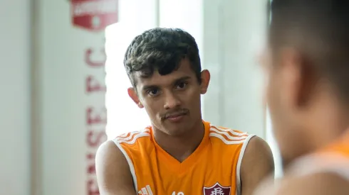 FOTO. BRUNO HADDAD/FLUMINENSE F.C. - Gustavo Scarpa se reúne com antigos tricolores