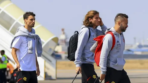 (Photo by Buda Mendes/Getty Images) - Rodrigo Caio, Filipe Luís e Everton Ribeiro