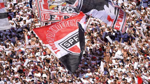 Torcida do São Paulo lota o Morumbi, domingo, no clássico contra o Palmeiras.