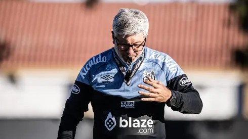 Foto: Raul Baretta/ Santos FC - Odair está há seis meses no cargo.