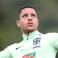 Vitor Roque sofre decisão inesperada em Barcelona, segundo jornal