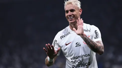 Foto: Ettore Chiereguini/AGIF - Roger Guedes pode atrair interesse do exterior