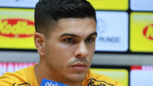 Foto: Fernanda Luz/AGIF - Rodrigo Fernández deve ganhar espaço