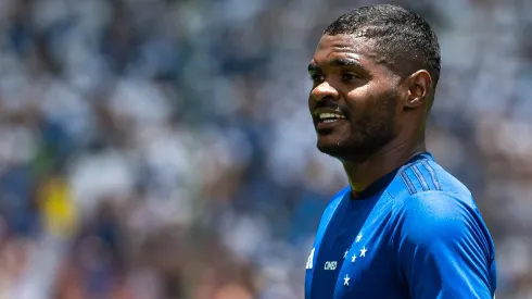 Nikão bate o martelo e comunica sua decisão sobre jogar no Coritiba