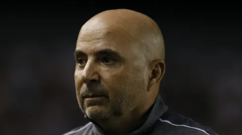 SANTOS, BRAZIL – NOVEMBER 03: Jorge Sampaoli coach of Santos looks on before a match between Santos and Botafogo for the Brasileirao Series A 2019 at Vila Belmiro Stadium on November 03, 2019 in Santos, Brazil. (Photo by Miguel Schincariol/Getty Images)