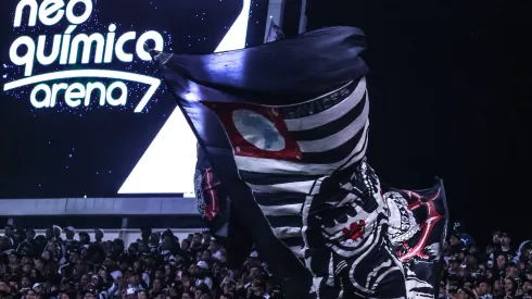 Torcida durante partida entre Corinthians e Ceará no estadio Arena Corinthians pelo Brasileiro 2022. Foto: Marcello Zambrana/AGIF