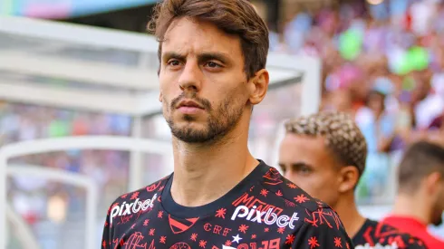 Nicola revela único detalhe que trava a chegada de Rodrigo Caio ao Cruzeiro