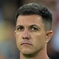 Indo para o Flamengo, Vasco não acredita nisso e Barbieri chora