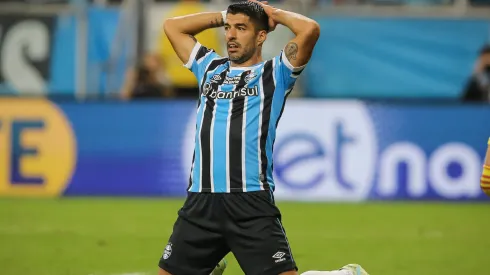 Foto: Pedro H. Tesch/AGIF - Suárez: uruguaio tem futuro indefinido no Grêmio