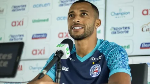 Vitor Hugo participa de entrevista coletiva na Cidade Tricolor — (Foto: Letícia Martins / EC Bahia)