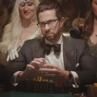 Nova série de comédia terá poker como tema central; assista ao trailer