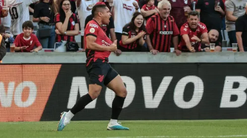 Foto: Robson Mafra/AGIF – Vitor Roque fez jornal de Barcelona ficar 'encantado'