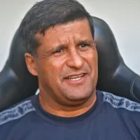 Wesley Carvalho elogia atuação do Furacão e analisa formação com três zagueiros