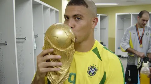 Divlugação/CBF. Jornal espanhol elege sucessor de Ronaldo como melhor 9 do continente