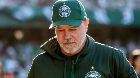 Foto: Robson Mafra/AGIF - Antonio Carlos Zago, tecnico do Coritiba.