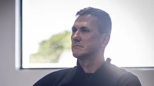 Paulo Turra toma decisão no vestiário logo após derrota do Santos e surpreende jogadores