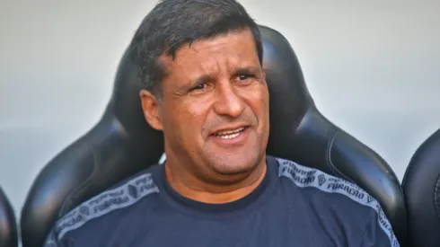 Foto: Gabriel Machado/AGIF - Wesley Carvalho: interino está em alta no Athletico