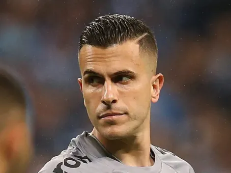 Foi flagrado no CT conversando com dirigentes: Grohe reaparece no Grêmio