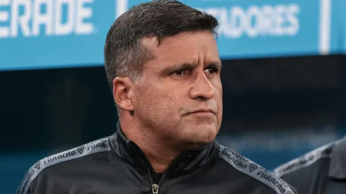 Foto: Robson Mafra/AGIF - Wesley Carvalho: interino está em alta no Athletico