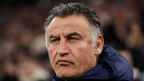 Christophe Galtier, técnico do Paris Saint-Germain, observa partida contra o Bayern de Munique na Champions League Foto – Alex Grimm/Getty Images