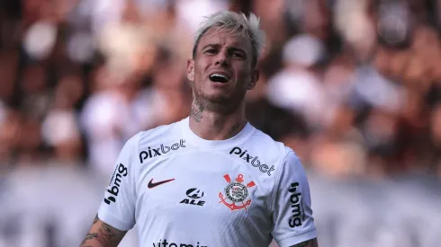 Guedes durante a partida contra o Red Bull.