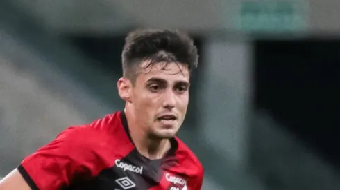 PR - Curitiba - 16/02/2023 - PARANAENSE 2023, ATHLETICO X FC CASCAVEL - Leo Cittadini jogador do Athletico-PR durante partida contra o FC Cascavel na Arena da Baixada pelo campeonato Paranaense 2023. Foto: Robson Mafra/AGIF