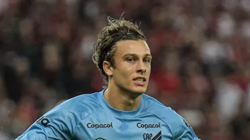 Foto: Thiago Ribeiro/AGIF - Canobbio ‘responde’ polêmica no Flamengo