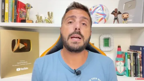 Duílio vai chorar: Landim decide assinar com meia espetacular para o Flamengo
