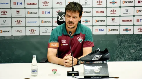 FOTO: MAILSON SANTANA/FLUMINENSE FC/DIVULGAÇÃO – Diniz: técnico do Fluminense mandou recado em coletiva