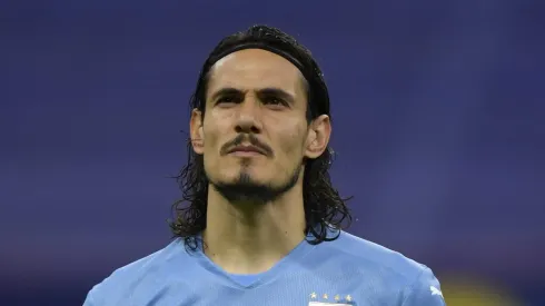 BRASILIA, BRAZIL - JUNE 18: Edinson Cavani of Uruguay looks on prior to a group A match between Argentina and Chile as part of Conmebol Copa America Brazil 2021 at Mane Garrincha Stadium on June 18, 2021 in Brasilia, Brazil. (Photo by Pedro Vilela/Getty Images)
