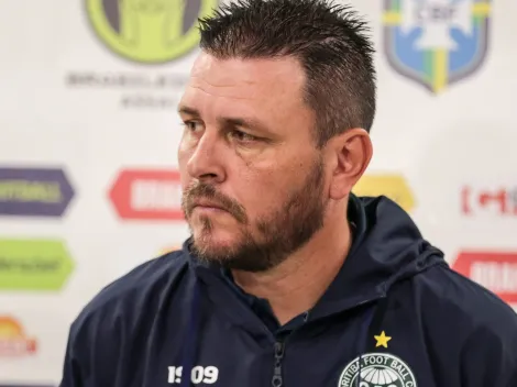 Surpresa no Coritiba: Coxa se posiciona sobre situação de técnico interino, Thiago Kosloski