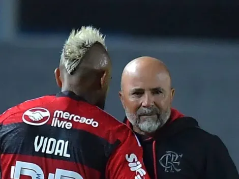 Problema entre Vidal e Sampaoli no Flamengo é exposto em saída
