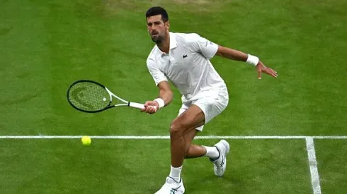 Djokovic encara Rublev na manhã desta terça-feira (11)