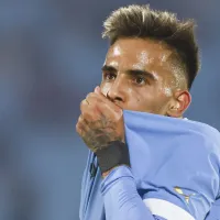 Vasco \'esquece\' Zalazar e fica próximo de camisa 10