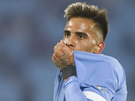 Vasco 'esquece' Zalazar e fica próximo de camisa 10