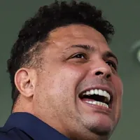 R$ 300 mil/mês: Ronaldo quer camisa 9 acima da média no Cruzeiro