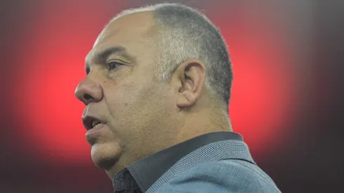 Foto: Thiago Ribeiro/AGIF - Marcos Braz segue analisando os reforços ao Flamengo.