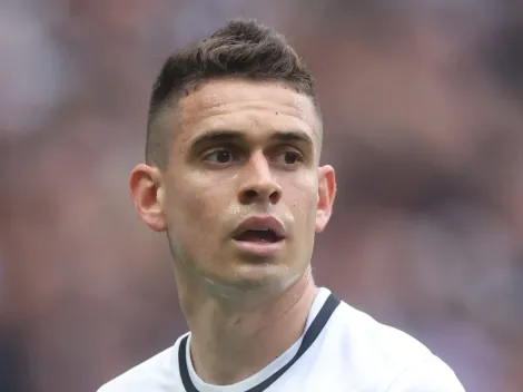 Torcida do Vasco 'se agita' com negociação por Borré